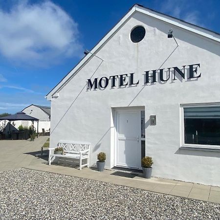 Motel Hune Apartments Blokhus Exteriör bild